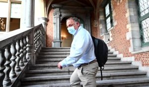 Marc Van Ranst au tribunal après avoir traité "d'escroc, de négationniste et d'extrémiste" Willem Engel