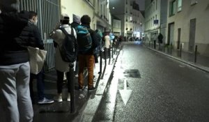 À Paris, « descentaines d’étudiants » chaque soir, dans la queue des distributionsalimentaires de l’association Linkee