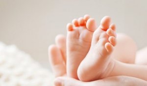Après un échange d'embryons, une Américaine accouche d'un bébé qui n'est pas le sien