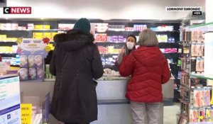 COVID-19 : vaccination, le rush dans les pharmacies (Bordeaux)