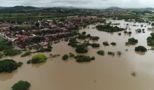 Au Brésil, les inondations ont contraint plus de 11.000 personnes à quitter leur domicile
