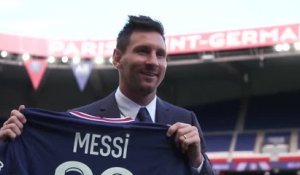 Rétro 2021 - Lionel Messi, du Barça au PSG