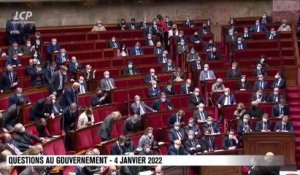 Le Premier ministre Jean Castex dénonce comme des "violences inacceptables" les agressions et les menaces de mort contre des élus, promettant de punir ces "actes ignobles"