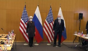 Ukraine : Moscou et Washington se mettent en garde, mais veulent poursuivre les pourparlers