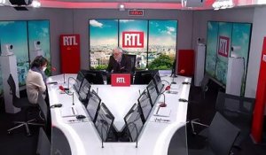 Le coup de gueule de Michel Sardou sur RTL: "Je hais notre époque ! C'est de la merde. On ne peut plus conduire vite, plus boire, plus fumer" - VIDEO
