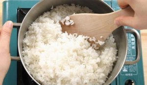 L'erreur que l'on fait tous en cuisant le riz, et qui est dangereuse pour la santé