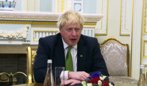 "Une nouvelle invasion russe de l'Ukraine serait un désastre" (Boris Johnson)