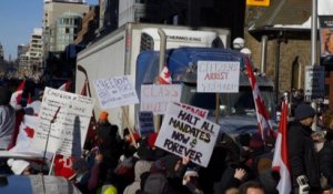 Canada : les routiers bloquent le centre-ville de Toronto pour s'opposer à l'obligation vaccinale