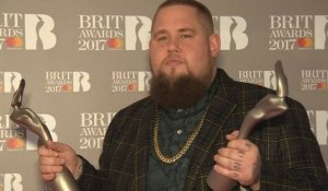 Rag'N'Bone Man Brit Awards 2017 Interview
