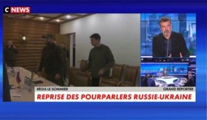 Régis Le Sommier : «Emmanuel Macron tente de garder le contact»