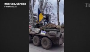 Manifestation ukrainienne à Kherson, occupée par les troupes russes