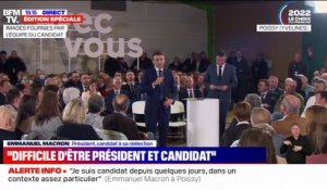 Emmanuel Macron: "C'est difficile d'être en même temps président et candidat"