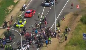 Le Tour de France chute du peloton