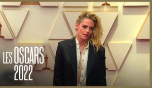 L'arrivée de Kristen Stewart (Spencer) sur le tapis rouge - Oscars 2022