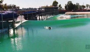 Le Surf Ranch de Kelly Slater avec une vague artificielle