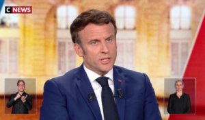 Emmanuel Macron : «Vous dépendez du pouvoir russe et de Mr. Poutine»