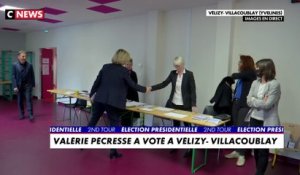 Valérie Pécresse vote à Vélizy-Villacoublay (Yvelines)