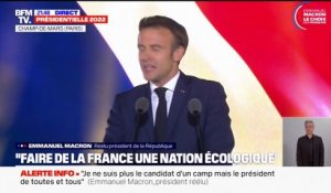 Emmanuel Macron: "Les années à venir, à coup sûr, ne seront pas tranquilles, mais elles seront historiques"