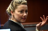 Voici : Procès Amber Heard : son autre affaire de violences conjugales, bien avant Johnny Depp