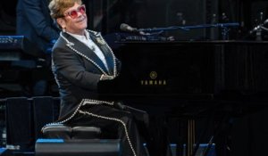 Elton John sera accompagné d'invités mystères à Glastonbury