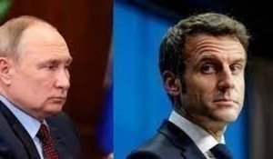 Emmanuel Macron torse nu ? Vladimir Poutine se moque et parle d'"un spectacle dégoûtant"