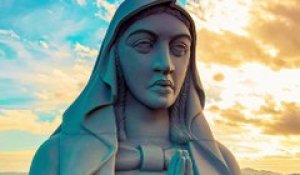 Une monumentale Vierge de Lourdes édifiée au Brésil
