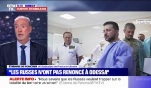 Guerre en Ukraine: au début de l'invasion russe, la France a proposé à Volodymyr Zelensky "de se réfugier à l'ambassade de France"