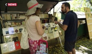 Paris : 18 bouquinistes de retour sur les quais de Seine