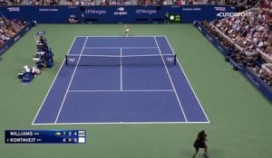 Comme à ses plus belles heures : la volée de coup droit à la "Federer" de Serena