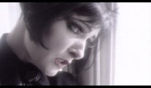 Siouxsie And The Banshees - Last Beat Of My heart