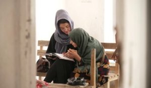 LIGNE ROUGE -  En Afghanistan, des écoles clandestines se forment pour enseigner aux jeunes filles