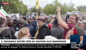 Les images de Sandrine Rousseau huée hier à Paris alors qu'elle tentait de prendre la parole à la manifestation des femmes contre le voile en Iran