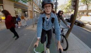 Mais qui a eu l'idée de mettre une piste cyclable sur le trottoir, boulevard de Magenta à Paris