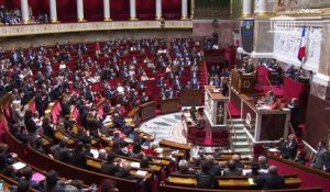 France : le gouvernement utilise l'article 49.3 pour faire passer son projet de budget 2023