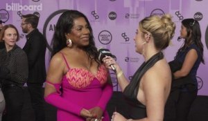 Sheryl Lee Ralph Teases Christmas Album: “It’s Not Your Mother’s Holiday Album” | AMAs 2022
