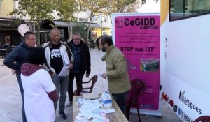 Journée mondiale de lutte contre le Sida : les professionnels de santé de Martigues avec le public