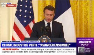 Emmanuel Macron: "Nous devons continuer d'agir contre le terrorisme islamiste dans le Proche et Moyen-Orient"