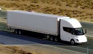 800 km d'autonomie : Semi, le camion électrique de Tesla, débarque sur le marché