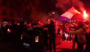France - À Paris, les supporters tricolores à la fête et impatients d'affronter le Maroc