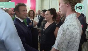 Emmanuel Macron remercie Henri, le "héros au sac à dos" qui a fait face à l'auteur de l'agression
