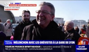 Perturbé par la musique en plein direct, Jean-Luc Mélenchon demande aux grévistes de "baisser le son"