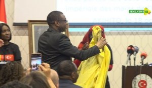 Levée de fonds : Un vêtement de Youssou Ndour vendu plusieurs millions pour aider la Turquie
