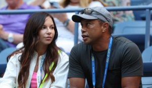 L'ex-petite amie de Tiger Woods lui réclame 30 millions de dollars