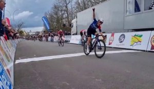 Tour de Normandie Cycliste Femmes 2023 - Gladys Verhulst de la FDJ-Suez remporte la 1ère étape, Alzini 2e