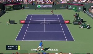 Indian Wells - Medvedev en finale après 8 balles de match contre Tiafoe