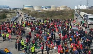 Retraites : Face-à-face tendu entre CRS et manifestants devant le dépôt pétrolier de Fos-sur-Mer