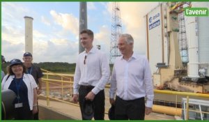 Le Roi visite le Centre spatial guyanais à la veille du "lancement de la décennie"