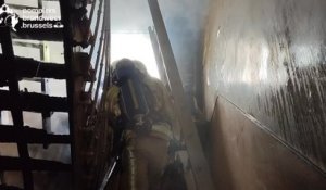 Feu dans la cage d'escalier rue de Linné à Schaerbeek