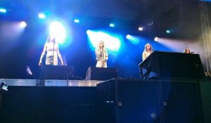 B*Witched pay tribute to Mark Sheehan at MacMoray in Elgin