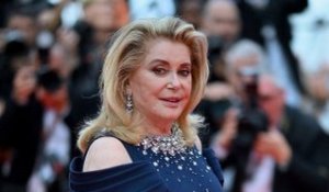 Catherine Deneuve : gros couac en plein direct... l'actrice fait une enorme bourde en prononçant son discours d’ouverture du Festival de Cannes